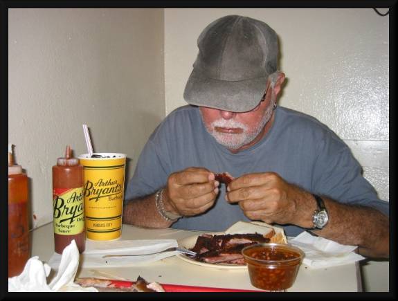 'Mmmmm, Good ribs...don't tell Warty.' Arthur Bryant’s, Kansas City (c) 2005 David Coyote